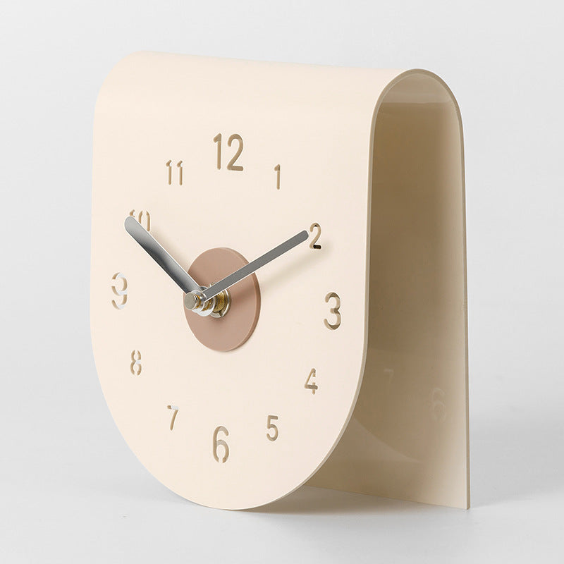 Quiet Simple Desk Clock – Compact Modern Office Timepiece