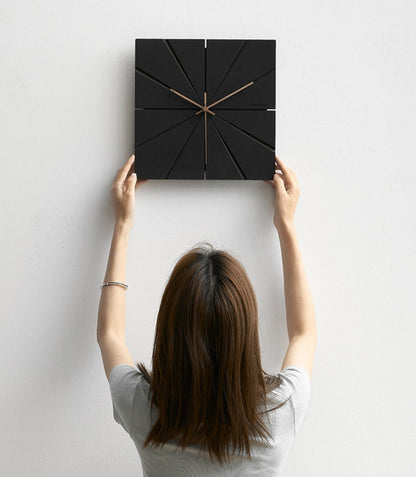Simple Quiet Large Wall Clock for Home Decor