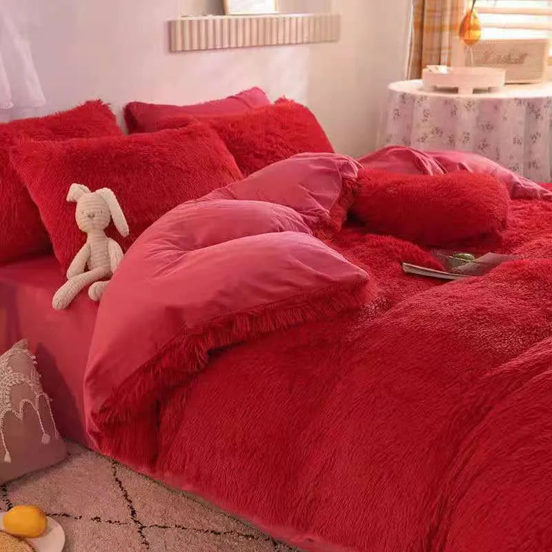 Soft Velvet Bedding Set with Pillow