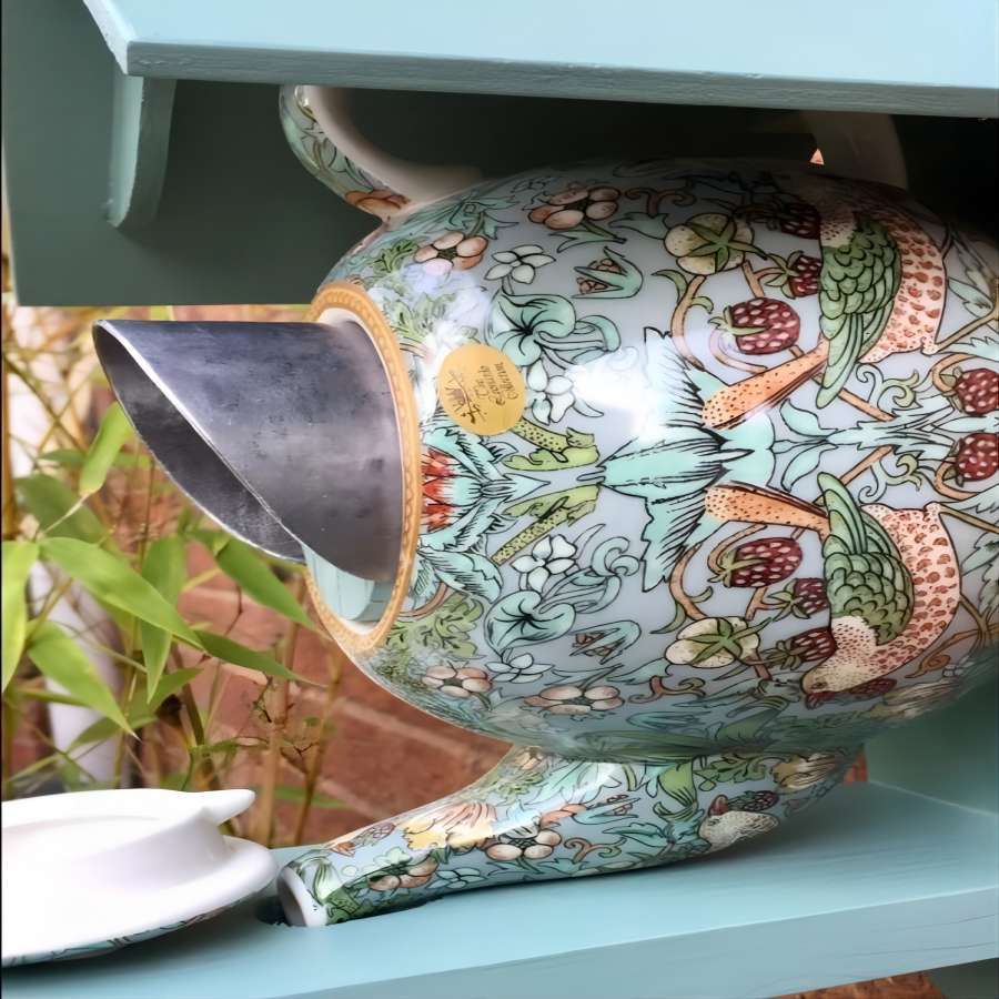 Vibrant Outdoor Bird House Teapot