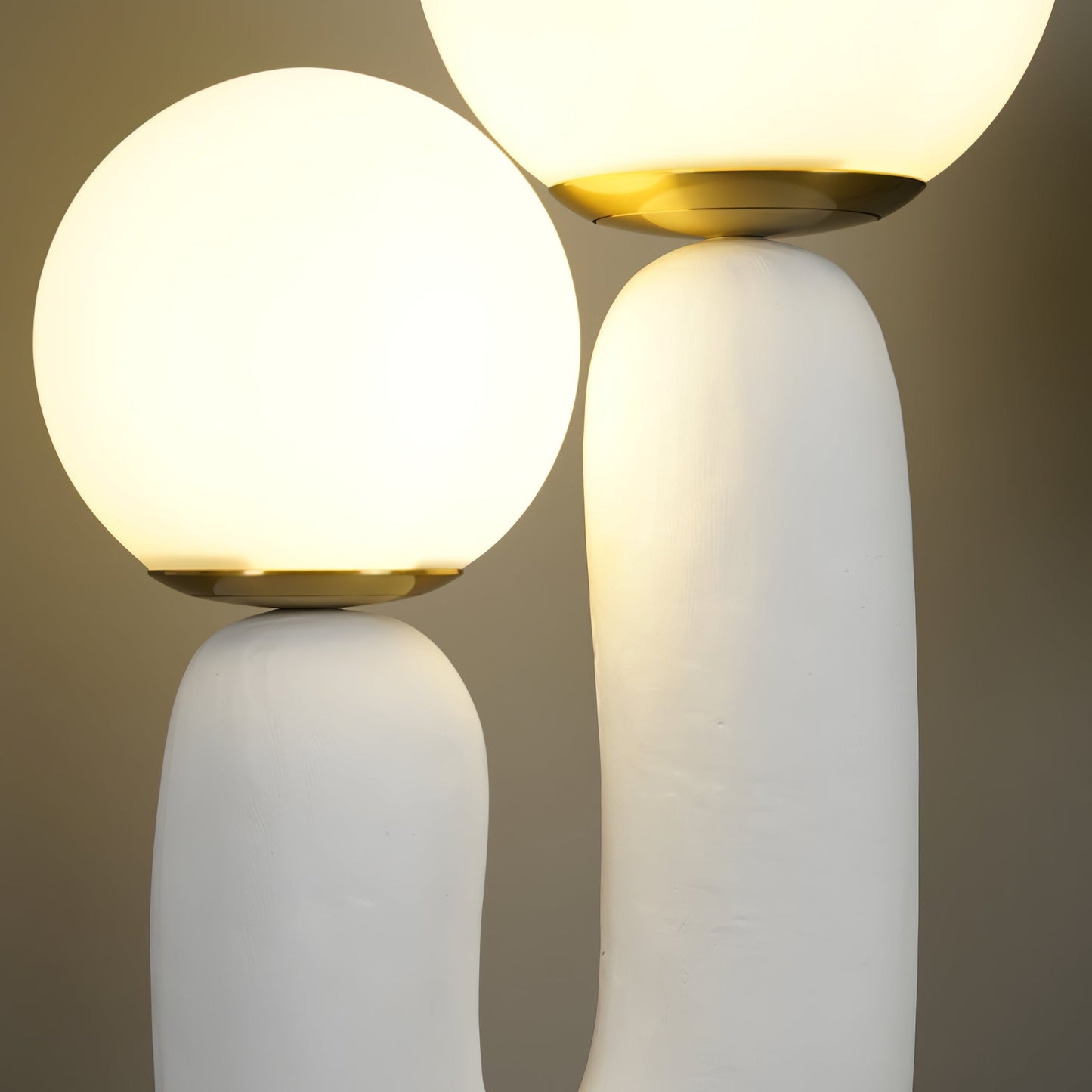 Elegant Glass and Metal Desk Lamp