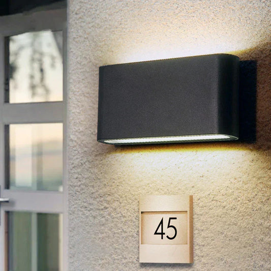 Waterproof Outdoor Wall Light - Fesara