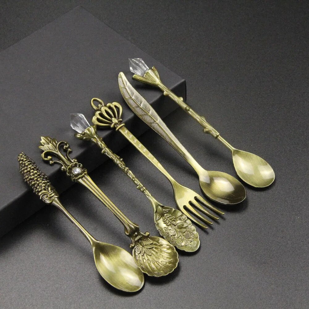 Antique Style Engraved Teaspoon - Elegant Tableware