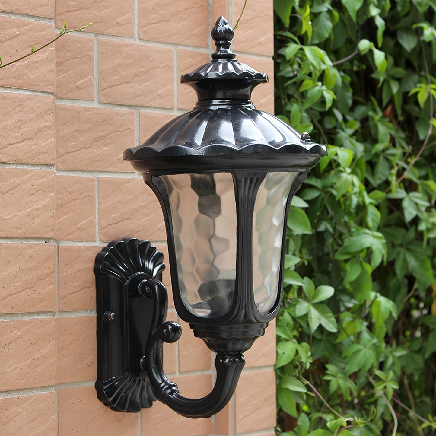 Vintage Outdoor Wall Light with Frosted Glass Cover
