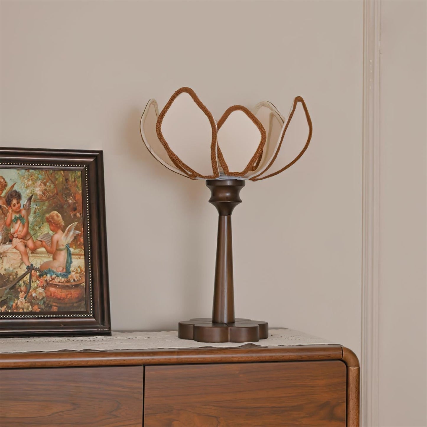 Sleek Dining Room Table Lamp