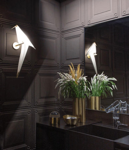 Nature Inspired Bird Design Wall Lamp