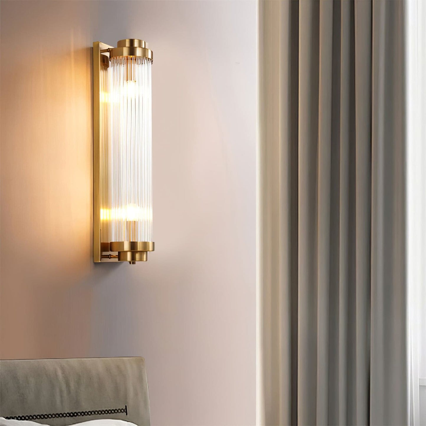 Classic Glass LED Wall Light in Vintage Design