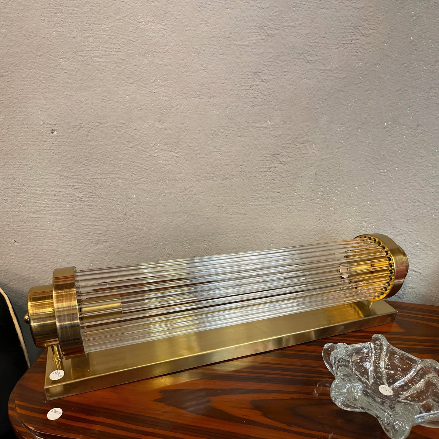 Classic Glass LED Wall Light in Vintage Design