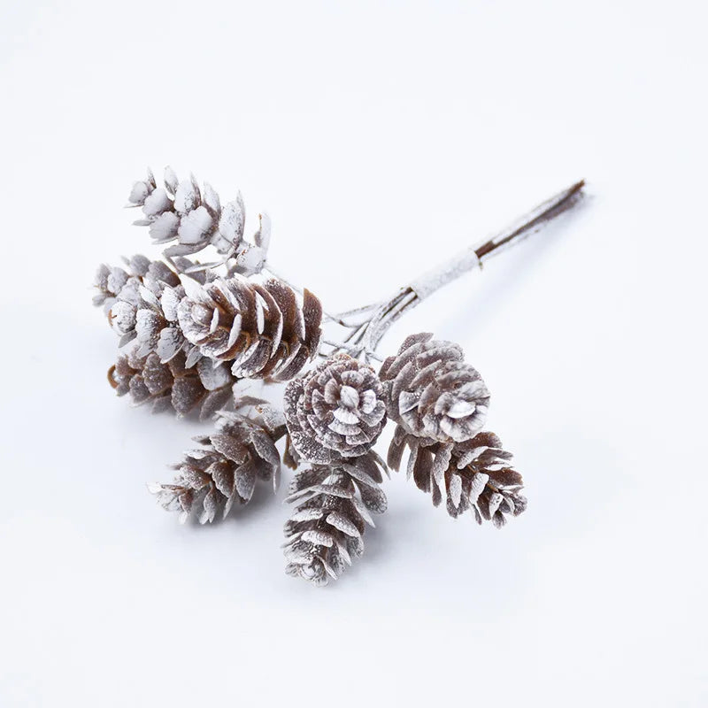 Fresh Winter Decorative Pine Branches - Fesara