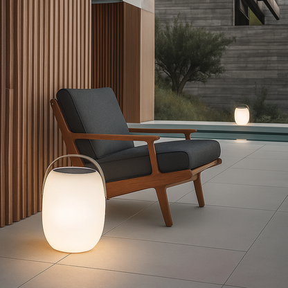 Portable solar patio lamp 3