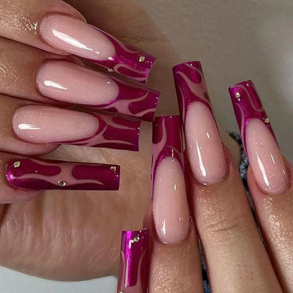 Presson Chic – 24 pink nail polishes with designs | Quick to apply & elegant for any occasion 1