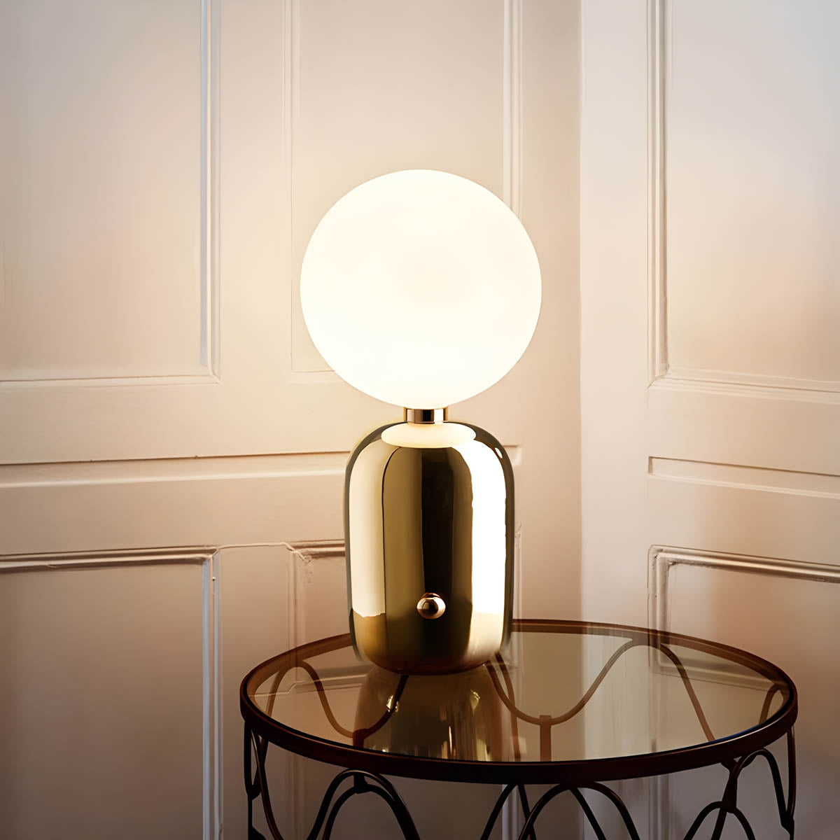 Simple Modern Desk Light