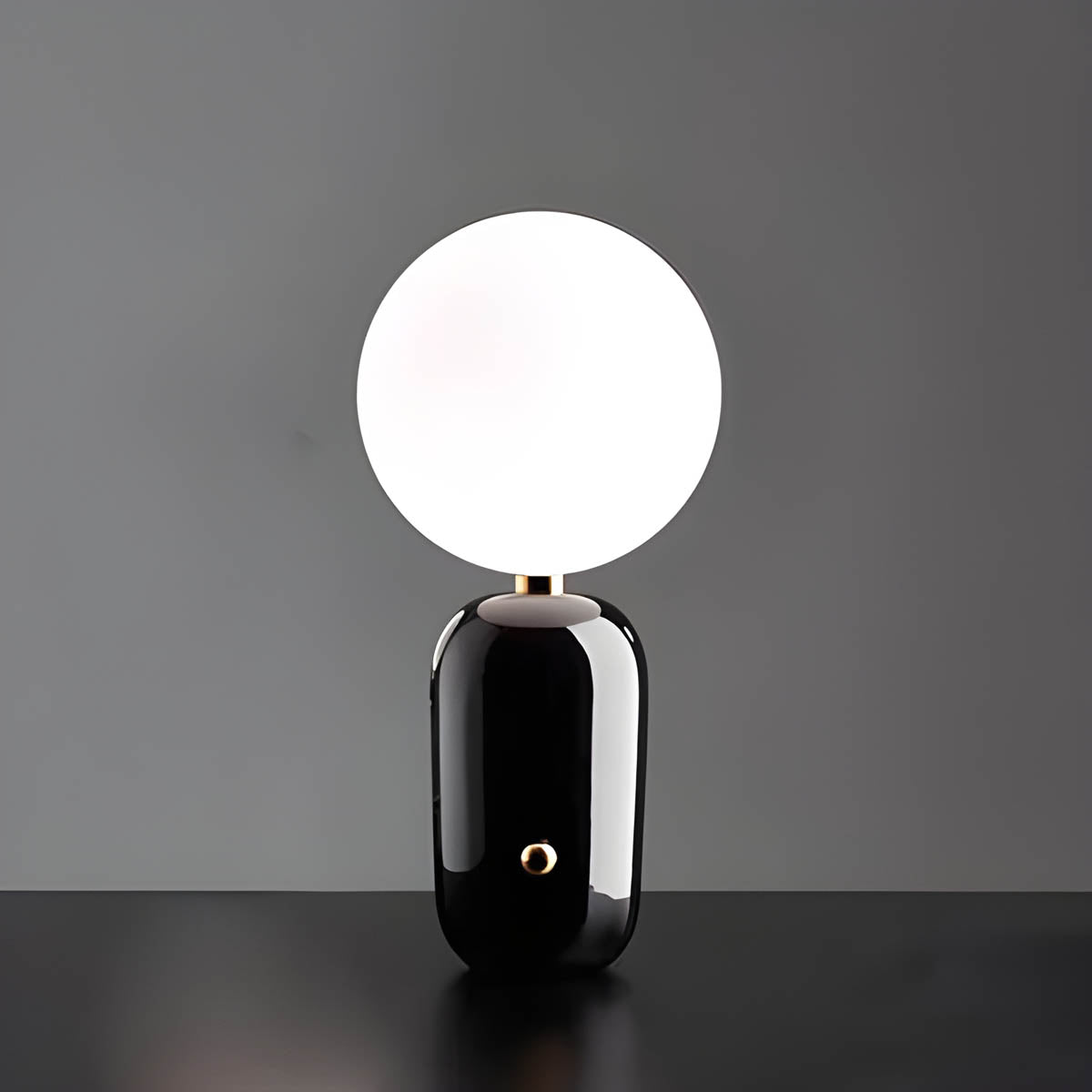 Simple Elegant Desk Lamp for Home Lighting