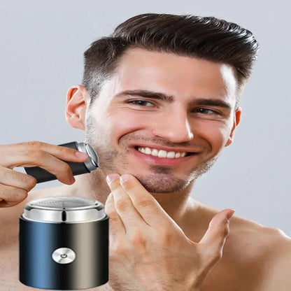 Rasoirjet – Compact electric shaver for a precise shave on the go 1
