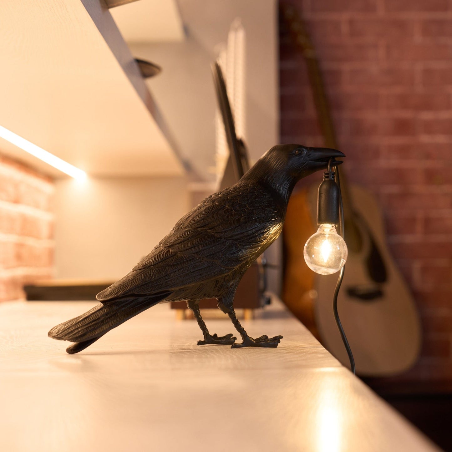 Unique Bird Design LED Desk Lamp with Plug