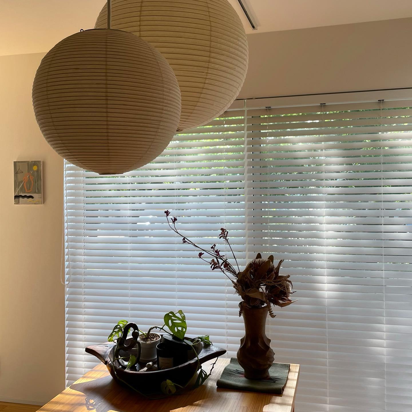 Unique Paper Globe Pendant Lamp 1-Light