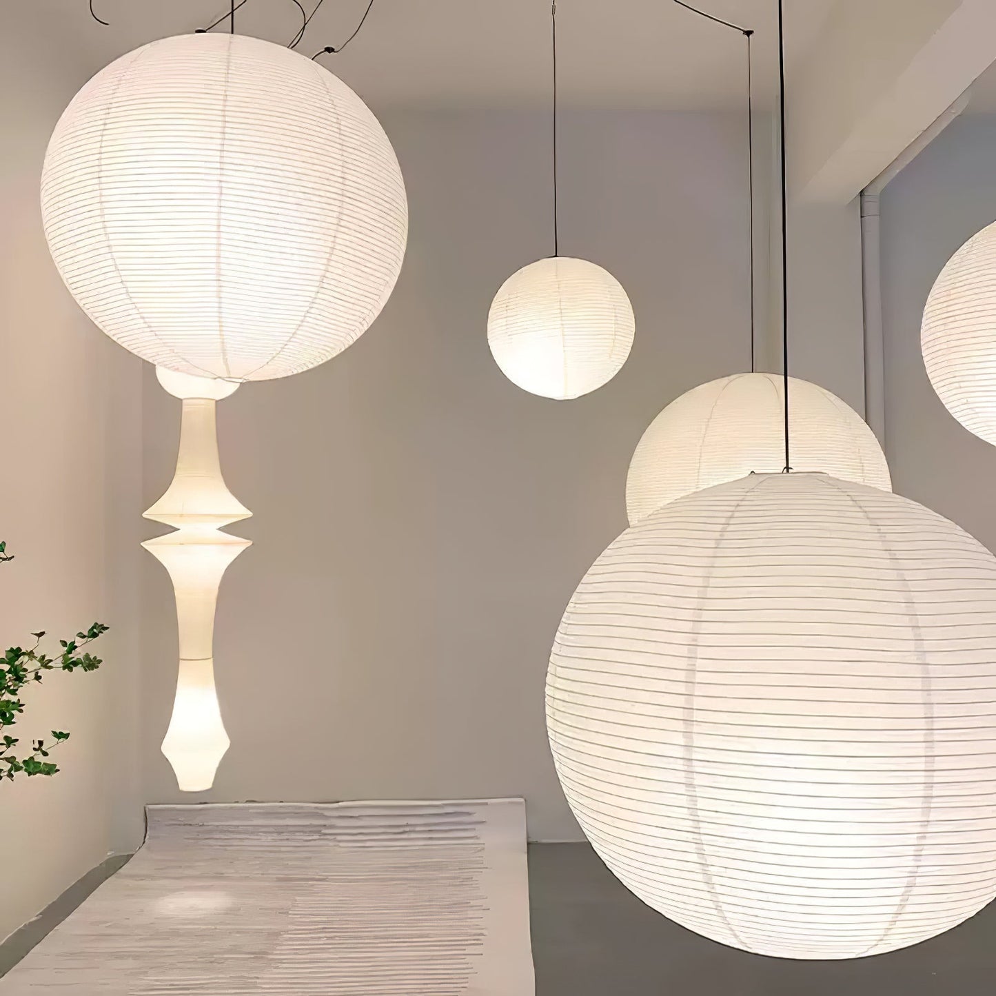 Unique Paper Globe Pendant Lamp 1-Light
