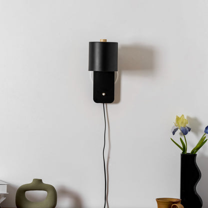 Simple Adjustable Cylinder Wall Light Fixture