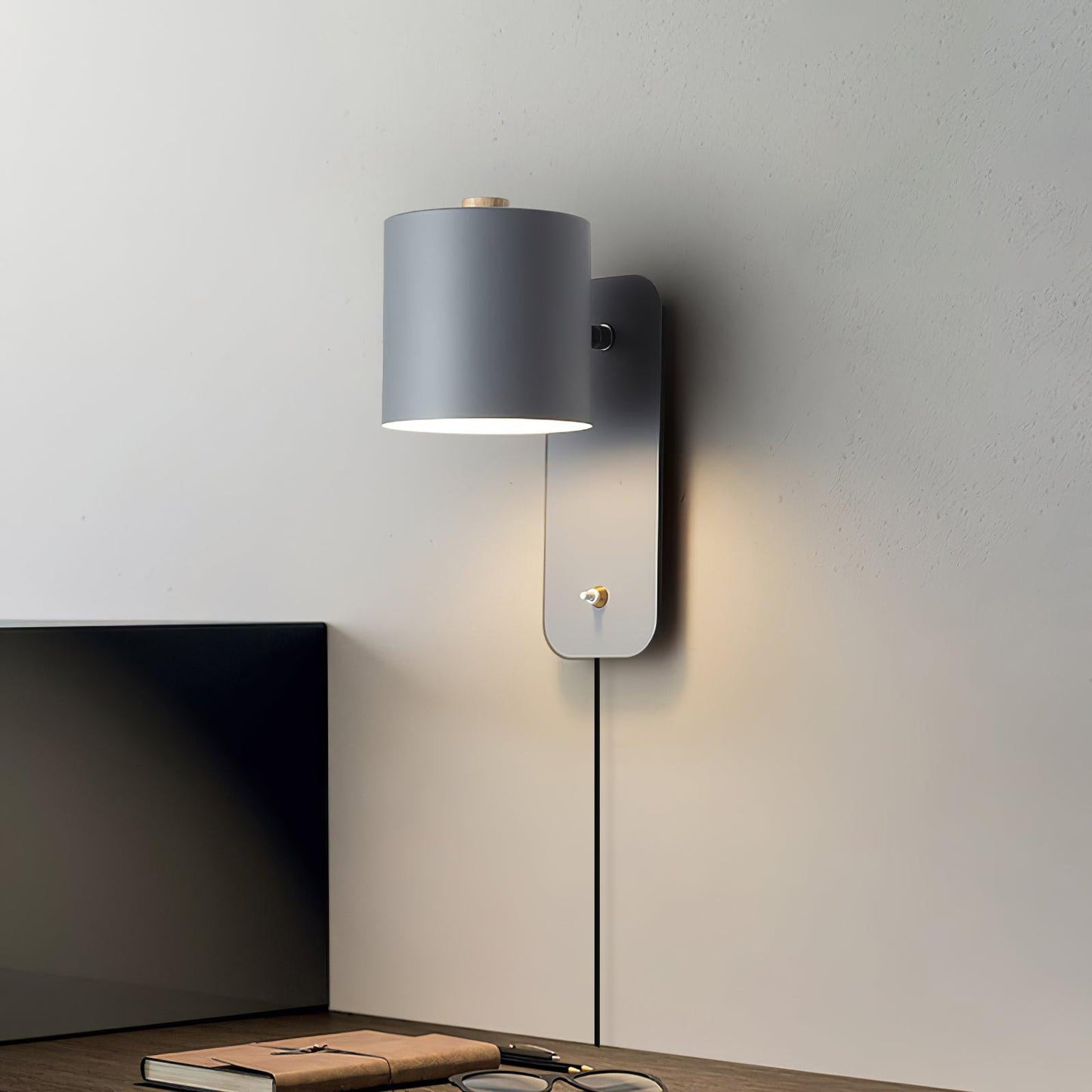 Simple Adjustable Cylinder Wall Light Fixture
