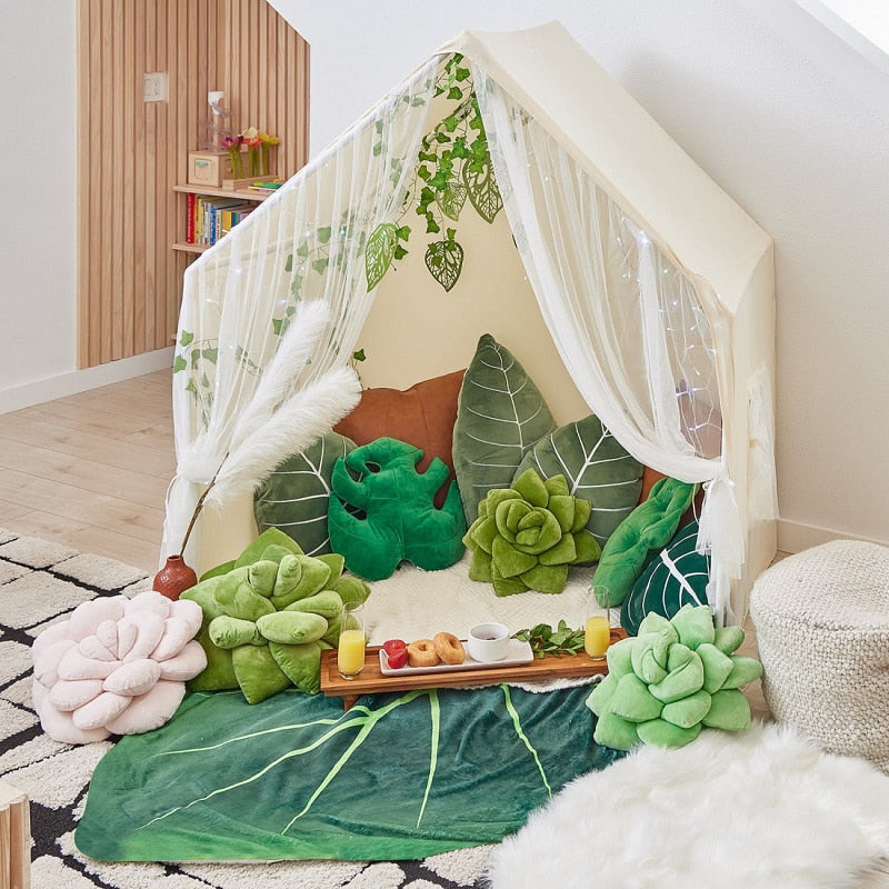 Plush Large Leaf Pattern Throw Blanket - Fesara