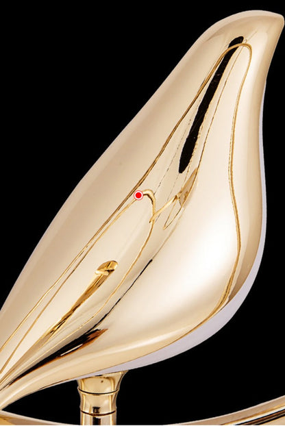 Delicate Bird Wall Lamp for Warm Ambient Lighting