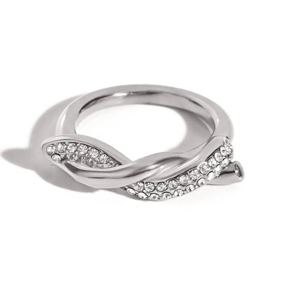 Elegant Diamond Engagement Ring
