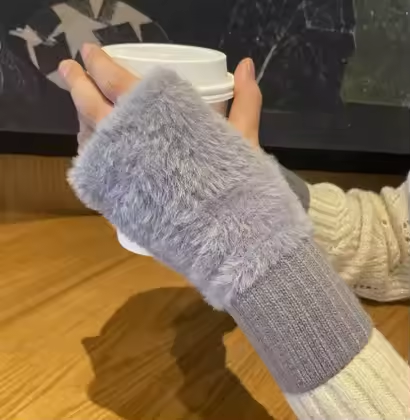 Cozy Unisex Fleece Gloves for Men and Women