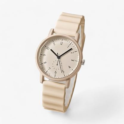 Vibrant Quartz Watch with Fashionable Silicone Strap - Fesara