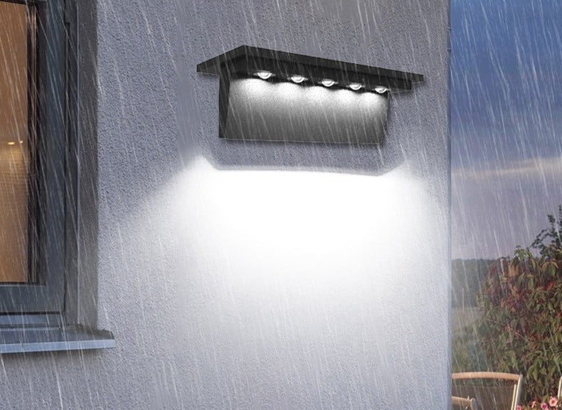 Durable Waterproof Outdoor Lamp