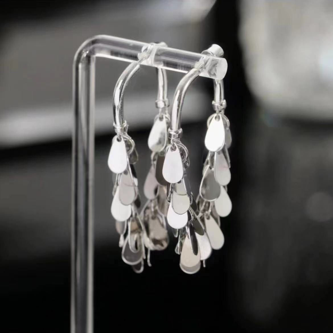 Beautiful Dangling Chain Tassel Earrings