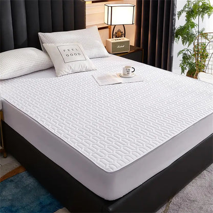 Breathable Waterproof Fitted Latex Mattress Protector Cover