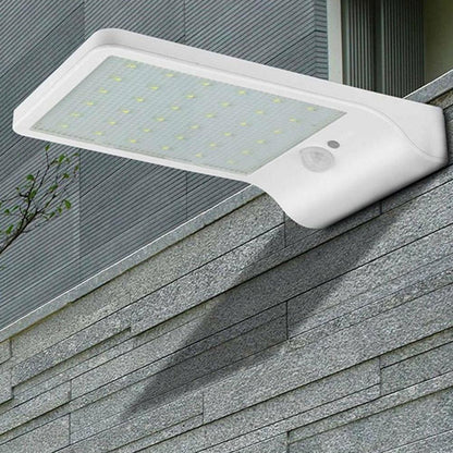 Weatherproof Solar Powered Yard Lamp