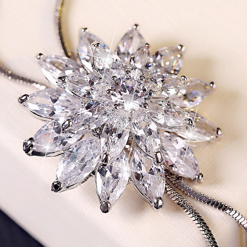 Frozen Frosty Snowflake Pendant Necklace