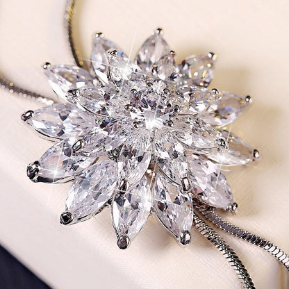 Frozen Frosty Snowflake Pendant Necklace