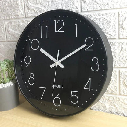Quiet Small Simple Wall Clock – Contemporary Basic Style