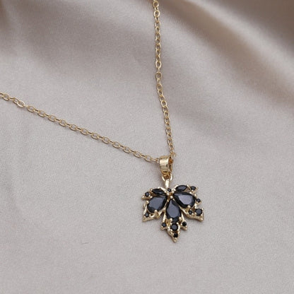 Delicate Leaf Pendant Pretty Necklace