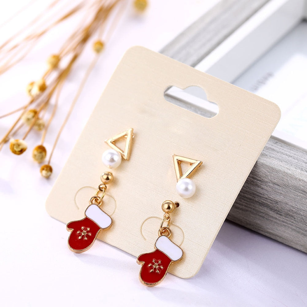 Fesara | Festive Holiday Cheer Drop Earrings
