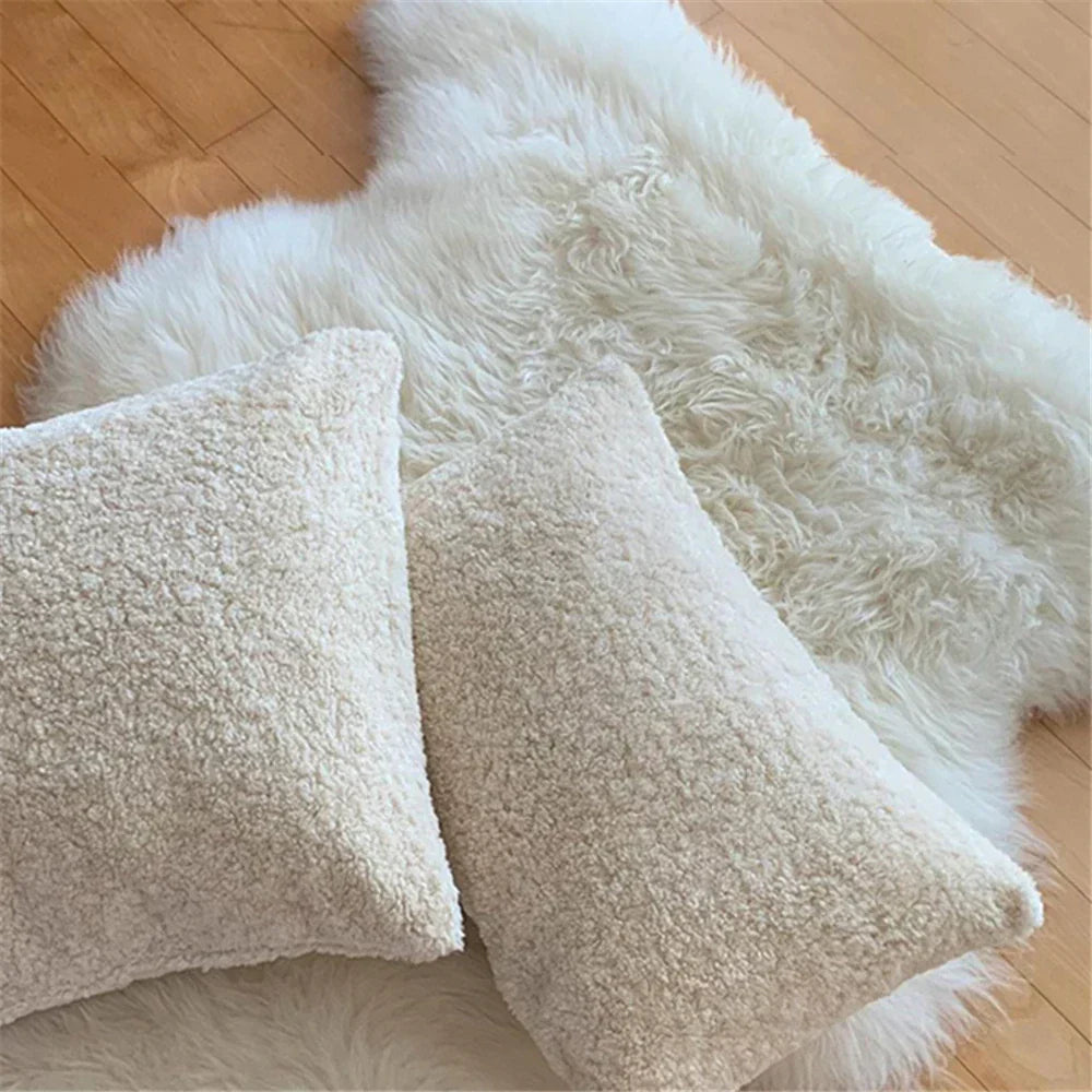 Soft Velvet Pillow Cover - Elegant Home Decor Accent