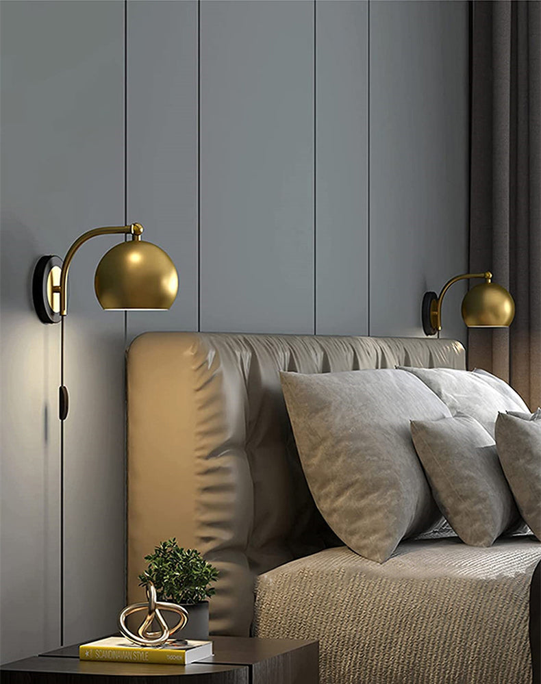 Traditional Style Plug in Wall Lamp