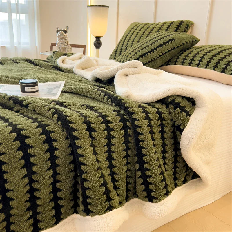 Plush Soft Blanket with Velvet and Flannel