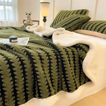 Plush Soft Blanket with Velvet and Flannel