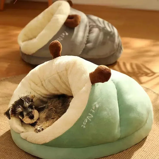 Cozy Pet Bed in Soft Plush for Warmth - Fesara