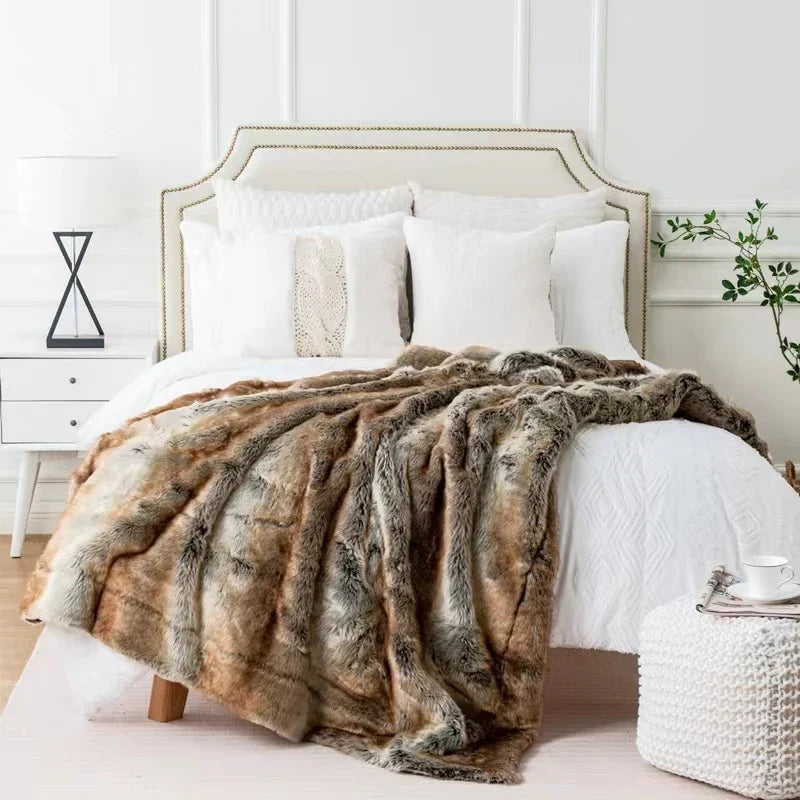 Plush Faux Fur Throw Blanket - Warm & Super Soft