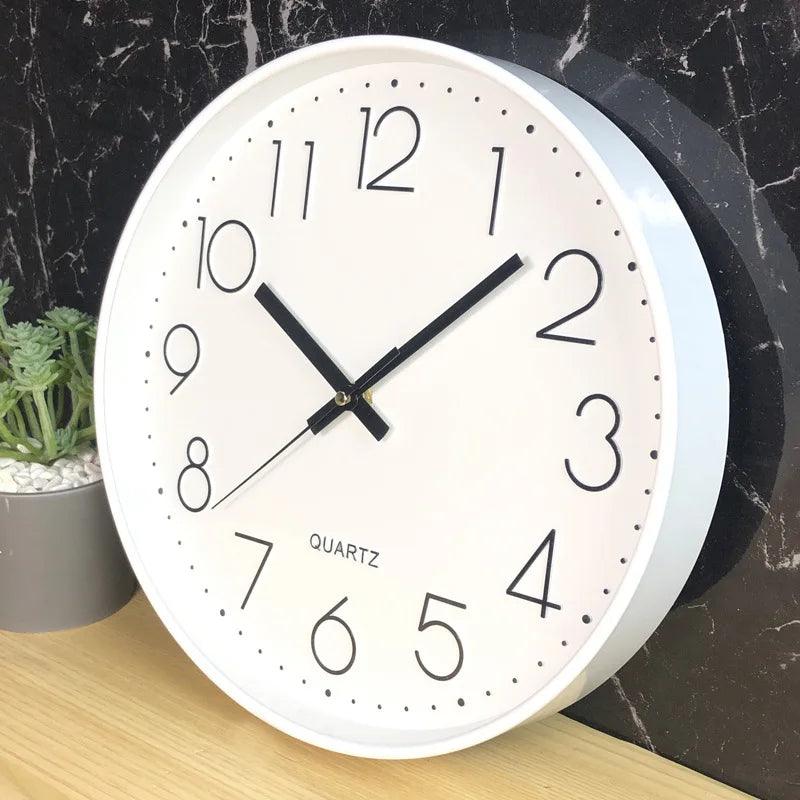 Quiet Small Simple Wall Clock – Contemporary Basic Style