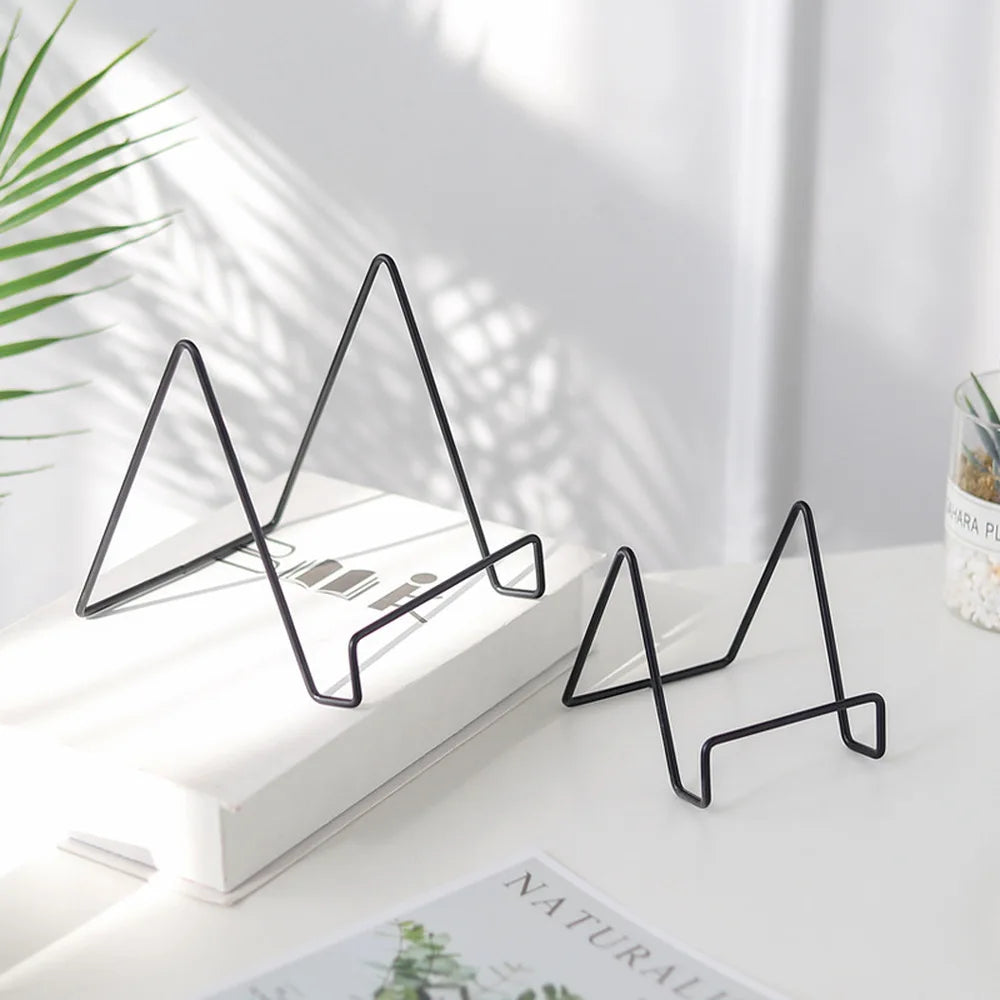 Space-Saving Metal Display Rack - Fesara
