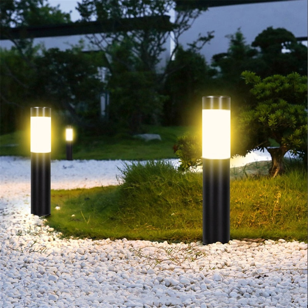 Solar Powered Outdoor Pathway Lamp