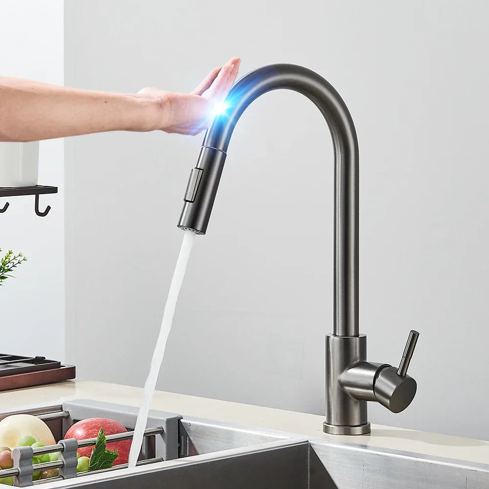 Touchless Kitchen Faucet with Pull-out Spray Head