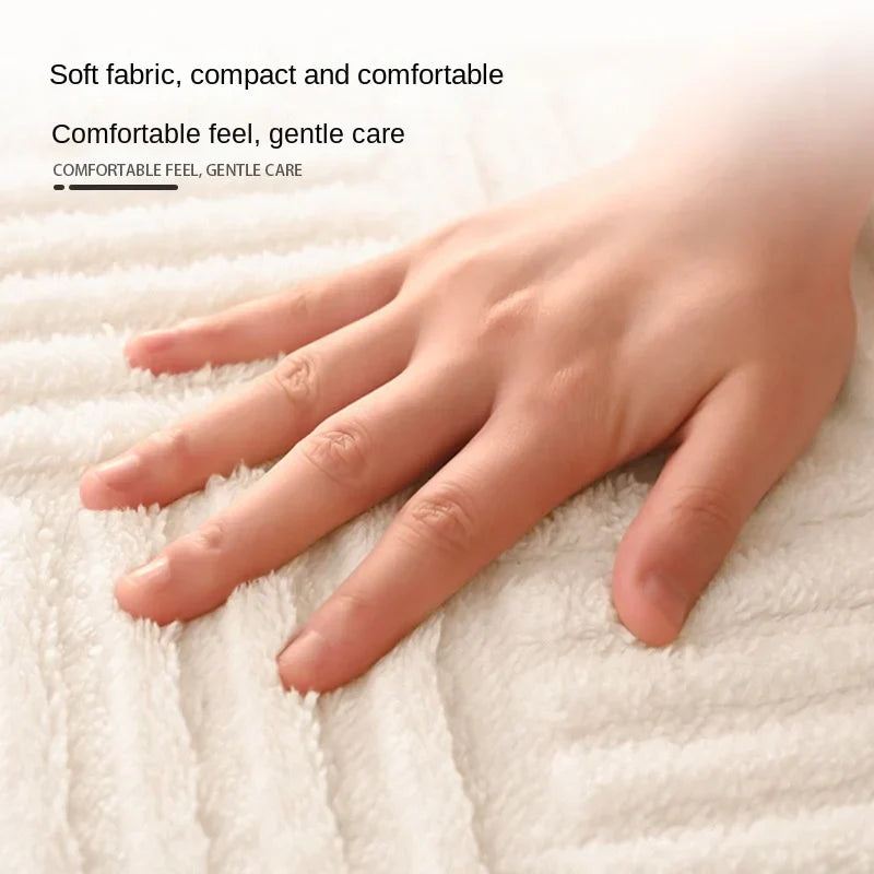 Soft Non-Slip Bathroom Mat with Stripes