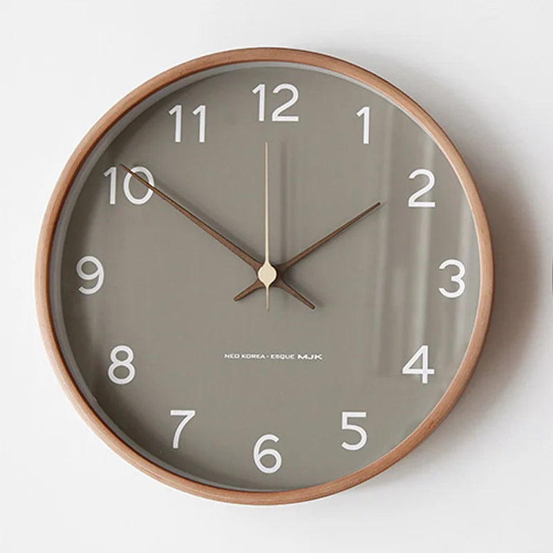 Classic Minimalist Round Wall Clock