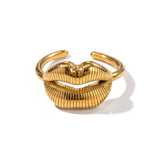 Elegant Passionate Love Ring - Fesara
